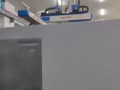 Vidéo de traitement de machine de moulage par injection 3