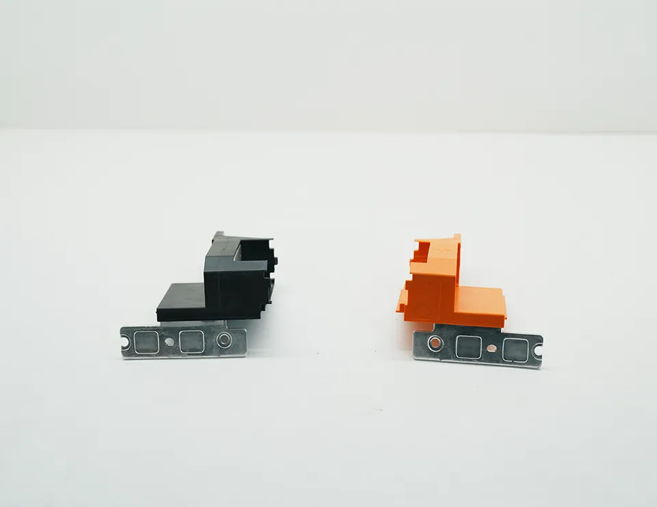 Pièces intérieures automobiles